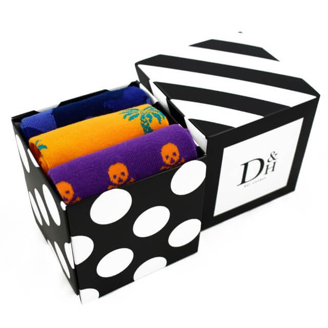 ''3 Sock'' D&H Classic Black & White Cube Gift Box